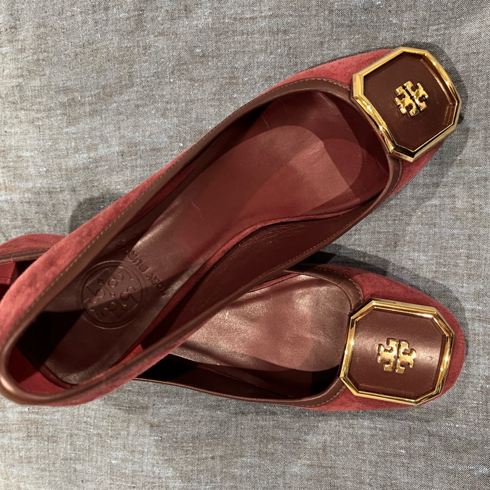 Tory Burch Wine color Suede shoes sz 9.5, just beautiful!